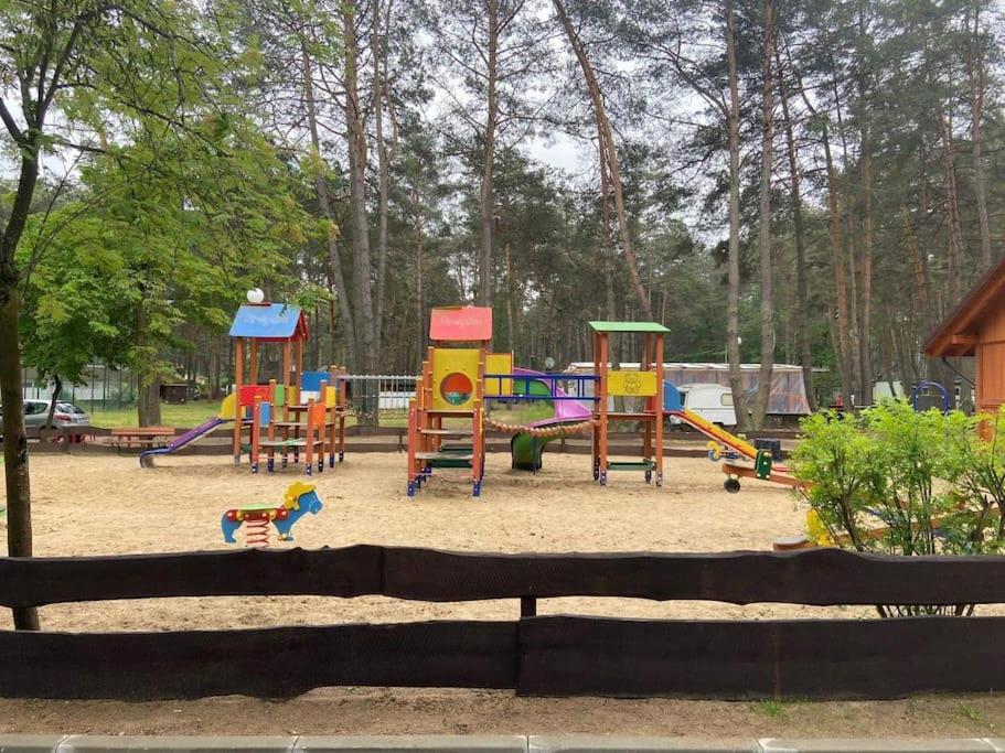 Lesna Ostoja W Centrum Puszczy Nadnoteckiej Otoczona 3 Jeziorami Miedzychod Extérieur photo